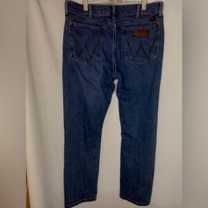 Wrangler Blue Straight Jeans Classic Denim Style 36x32 RN 130273 CA 55394